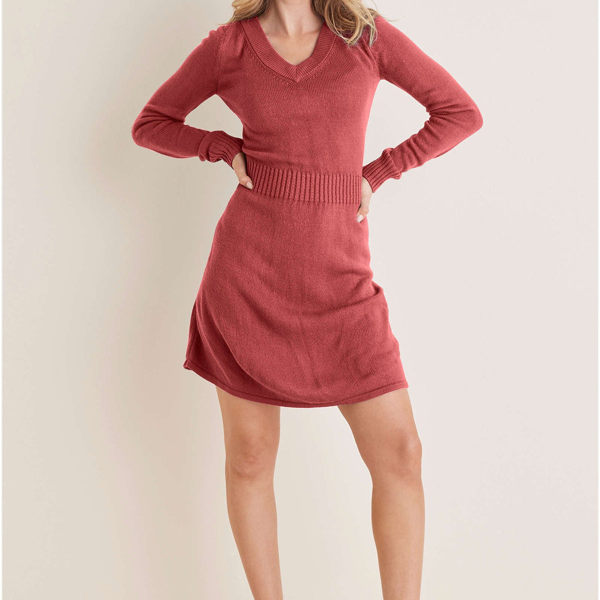 VENUS V-Neck Mini Sweater Dress | Mineral Red