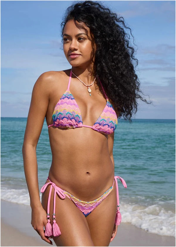 7 Ways for 7 Days: Swimsuit Styling Tips for Your Vacation