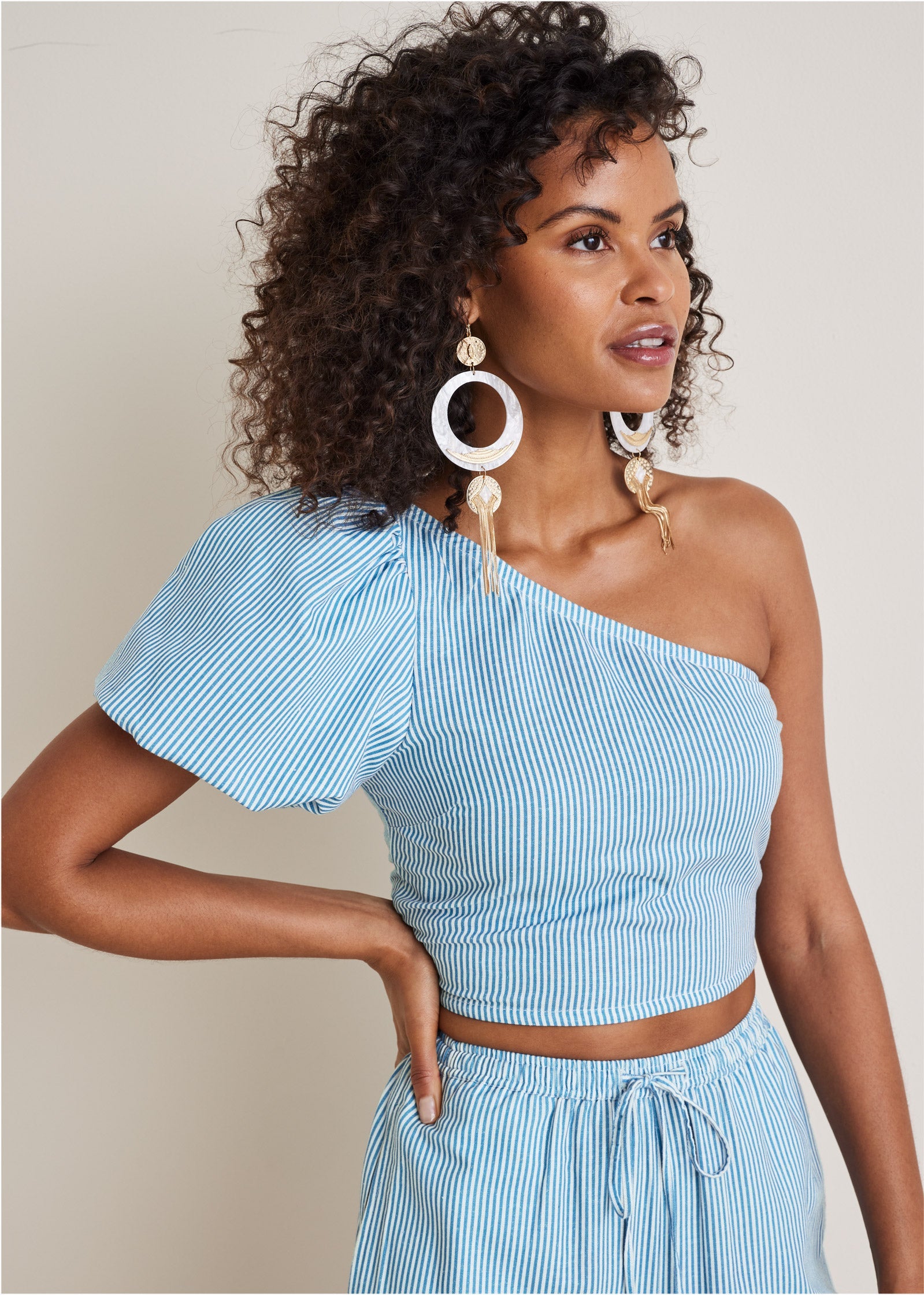 cute linen tops