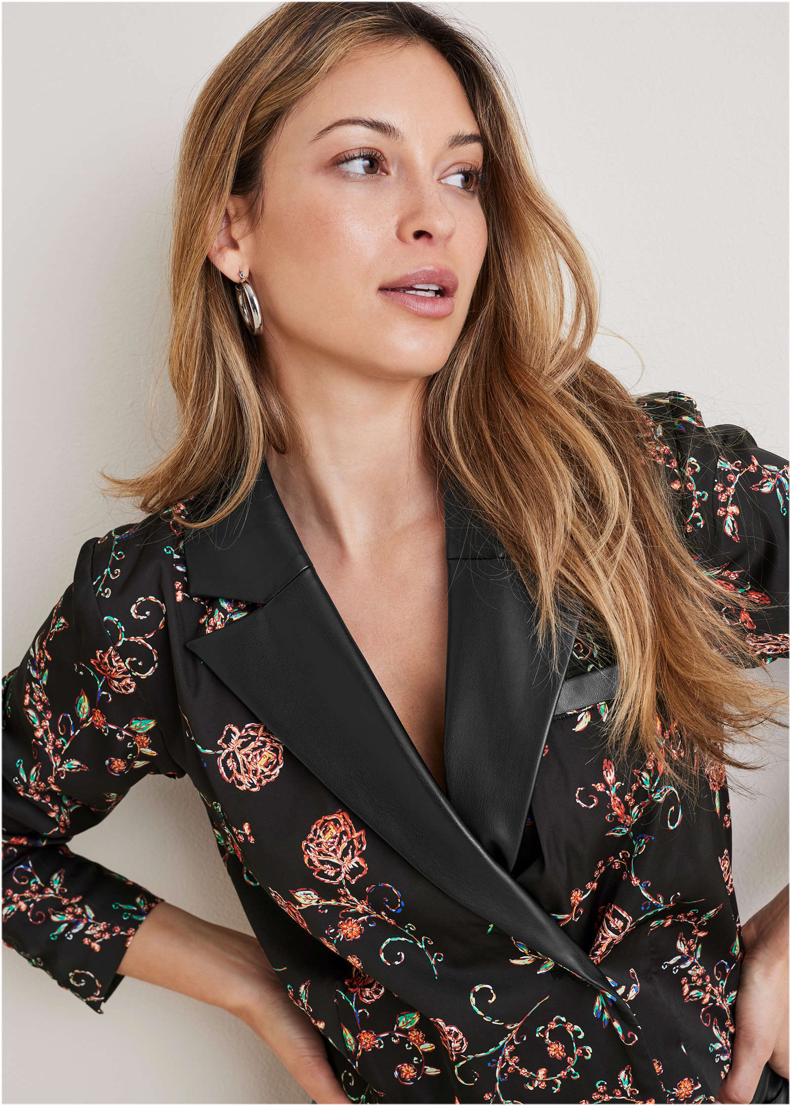 Cropped Tuxedo Blazer - Gothic Roses Velvet – VENUS