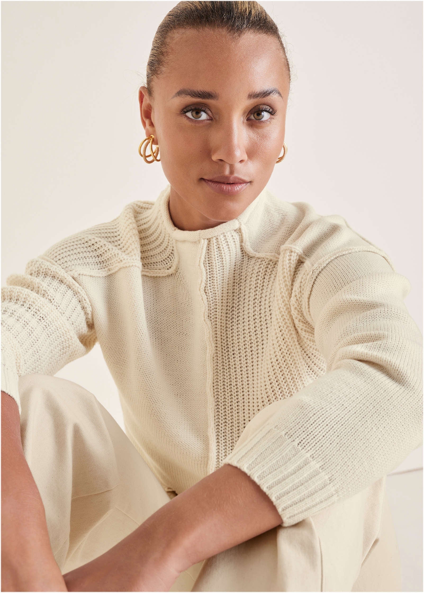 Mock Neck Knit Sweater - Off White – VENUS