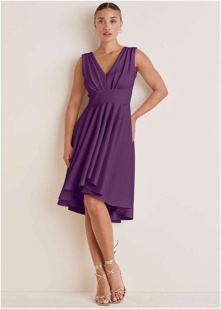 high neck short dress US 2 / RED size-womens-clothing_:0 dusty purple bridesmaid dresses Black Cotton T-Shirt Mini The high neck design