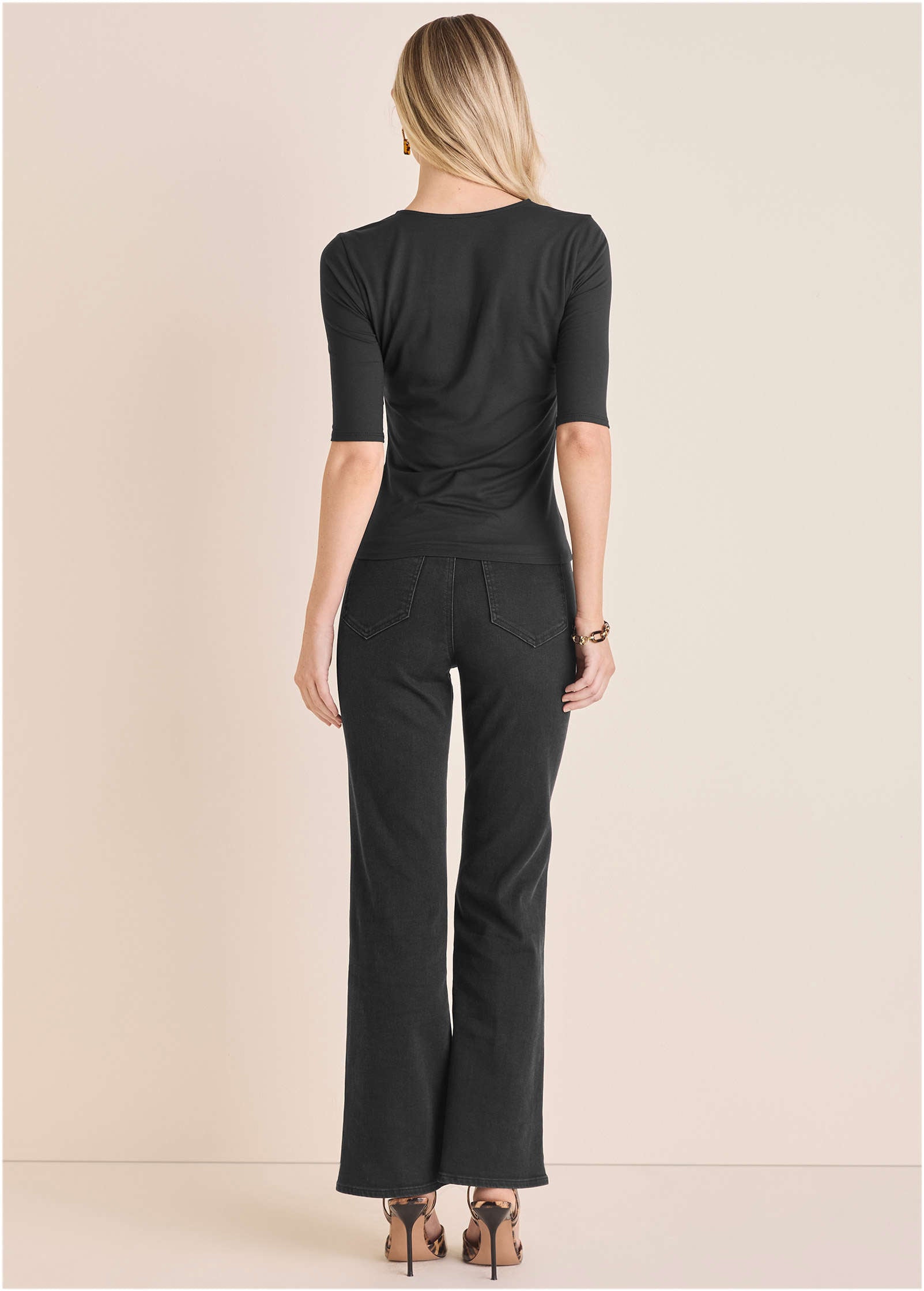 Venus Cutout 3/4 Sleeve Top Jet Black – VENUS